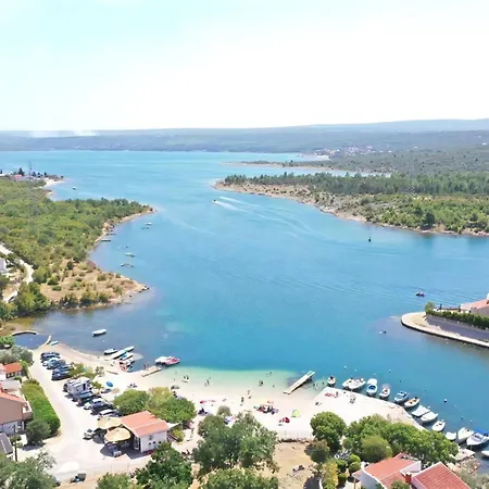 Antolica Apartamento Anić